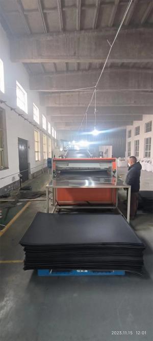 三螺桿片材擠出機_三螺桿片材擠出機_佳德